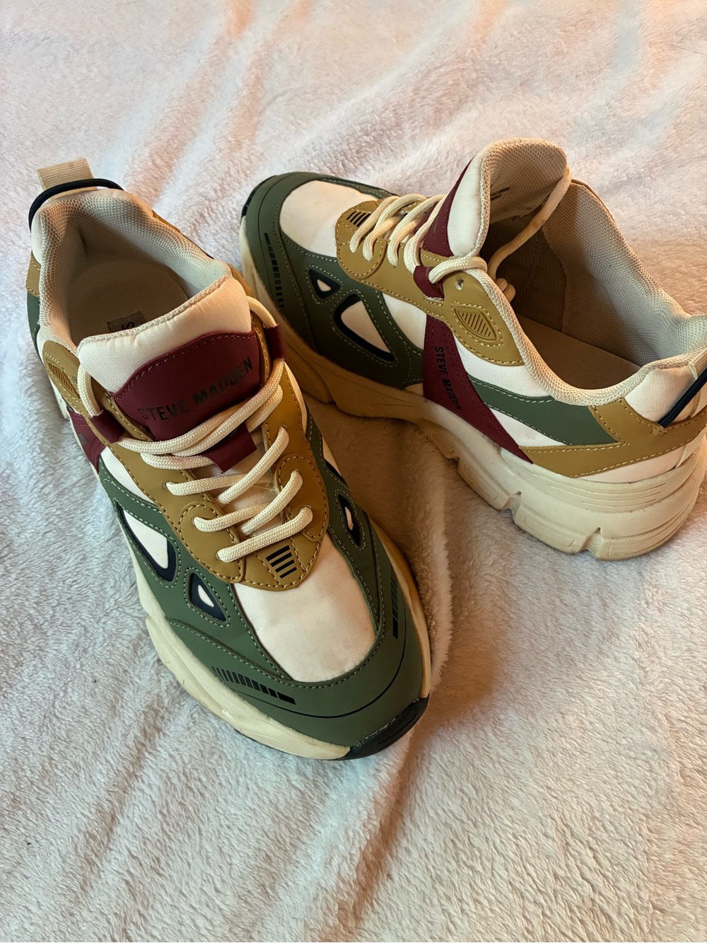 Steve Madden Womens Chunky Sneakers Size 7.5